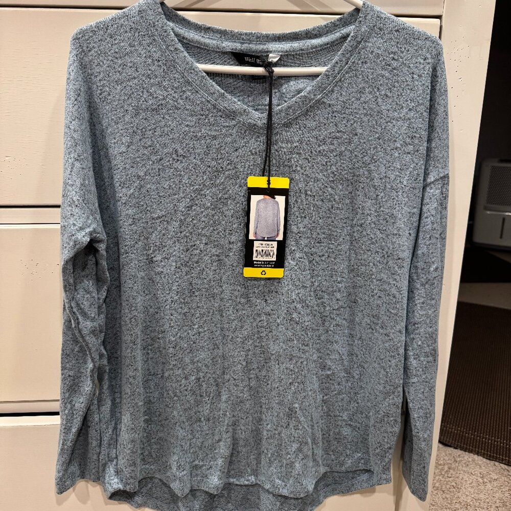 Long Sleeve Lightweight Sweater NWT